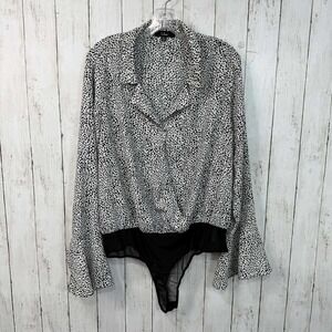 Lulus Women's Black & White Polka Dot Bodysuit Bell Sleeve‎ Wrap Blouse Size XL